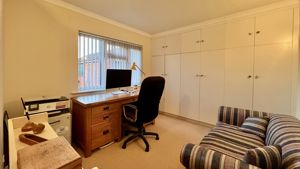 Photo 9- click for photo gallery